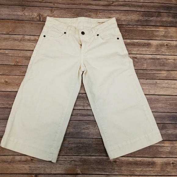 Anthropologie Denim - Citizens of Humanity white capris